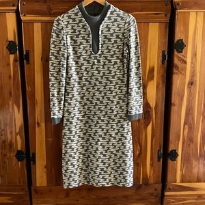 1960s wool shift dress gray cream small double knit mod retro beautifully made